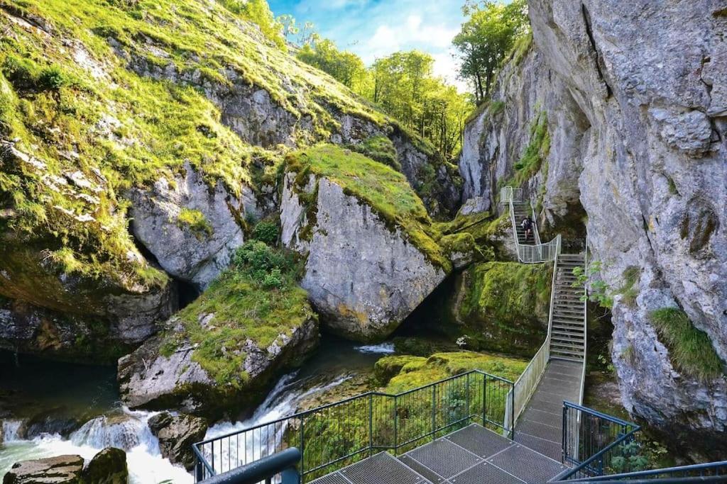 Maison Renovee Au Coeur Du Haut-jura *